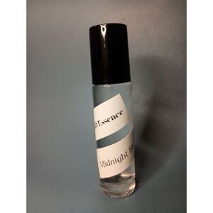 "Midnight Bloom" Scented Roller- 10 ml with twist on cap